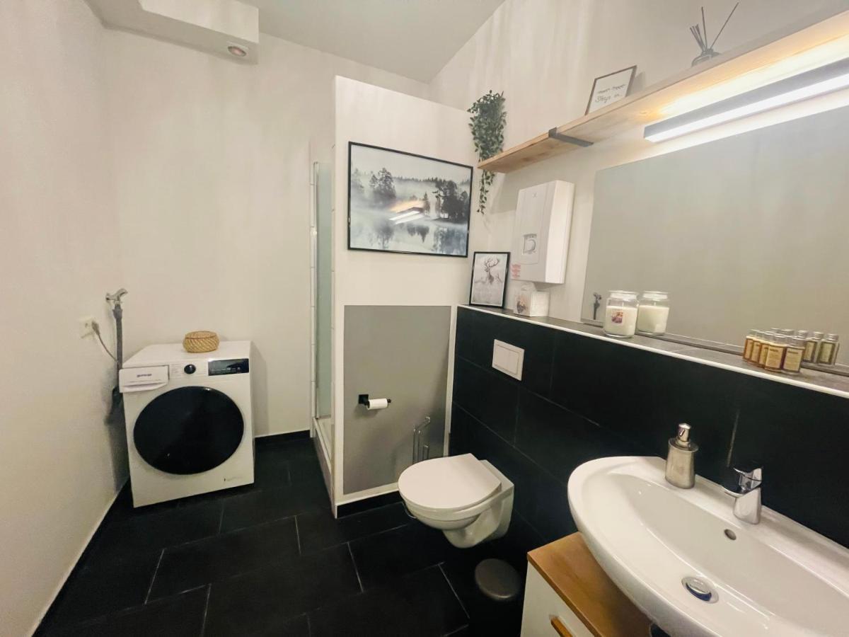 Modern * Gemuetlich * Nespresso * Terrasse * Netflix Apartamento Duisburgo Exterior foto