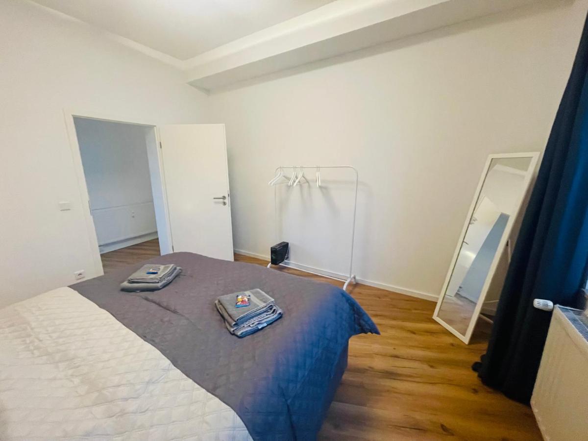 Modern * Gemuetlich * Nespresso * Terrasse * Netflix Apartamento Duisburgo Exterior foto