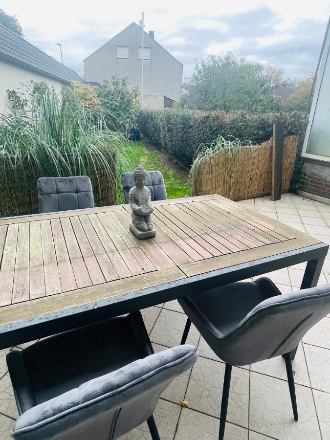 Modern * Gemuetlich * Nespresso * Terrasse * Netflix Apartamento Duisburgo Exterior foto